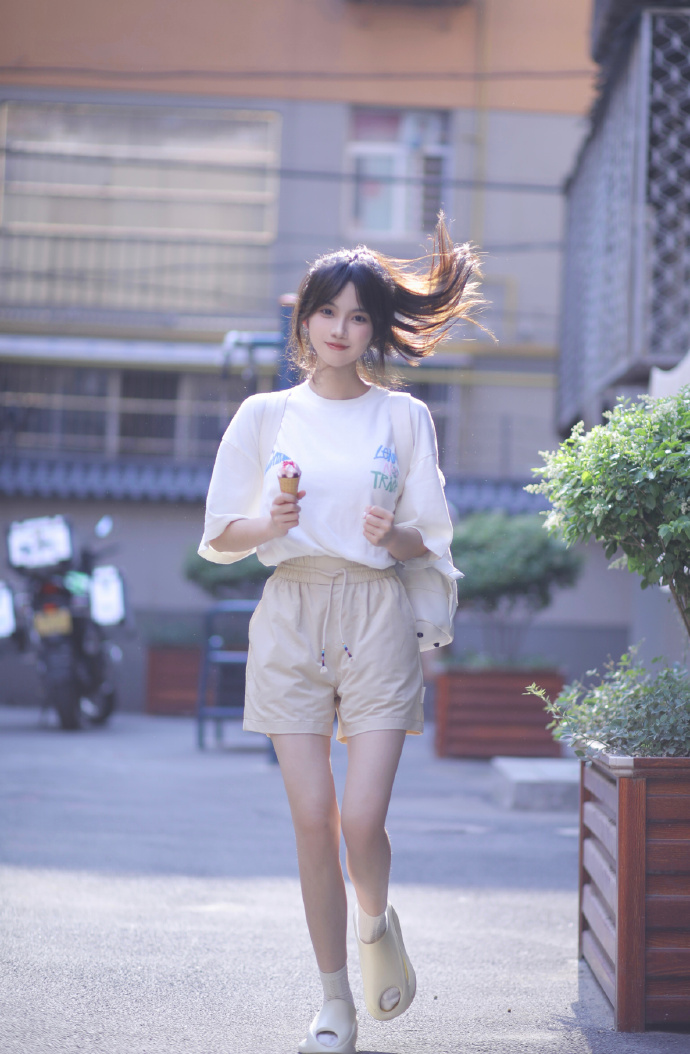 春光乍泄